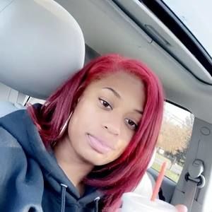 Meet your Posher, Amiah